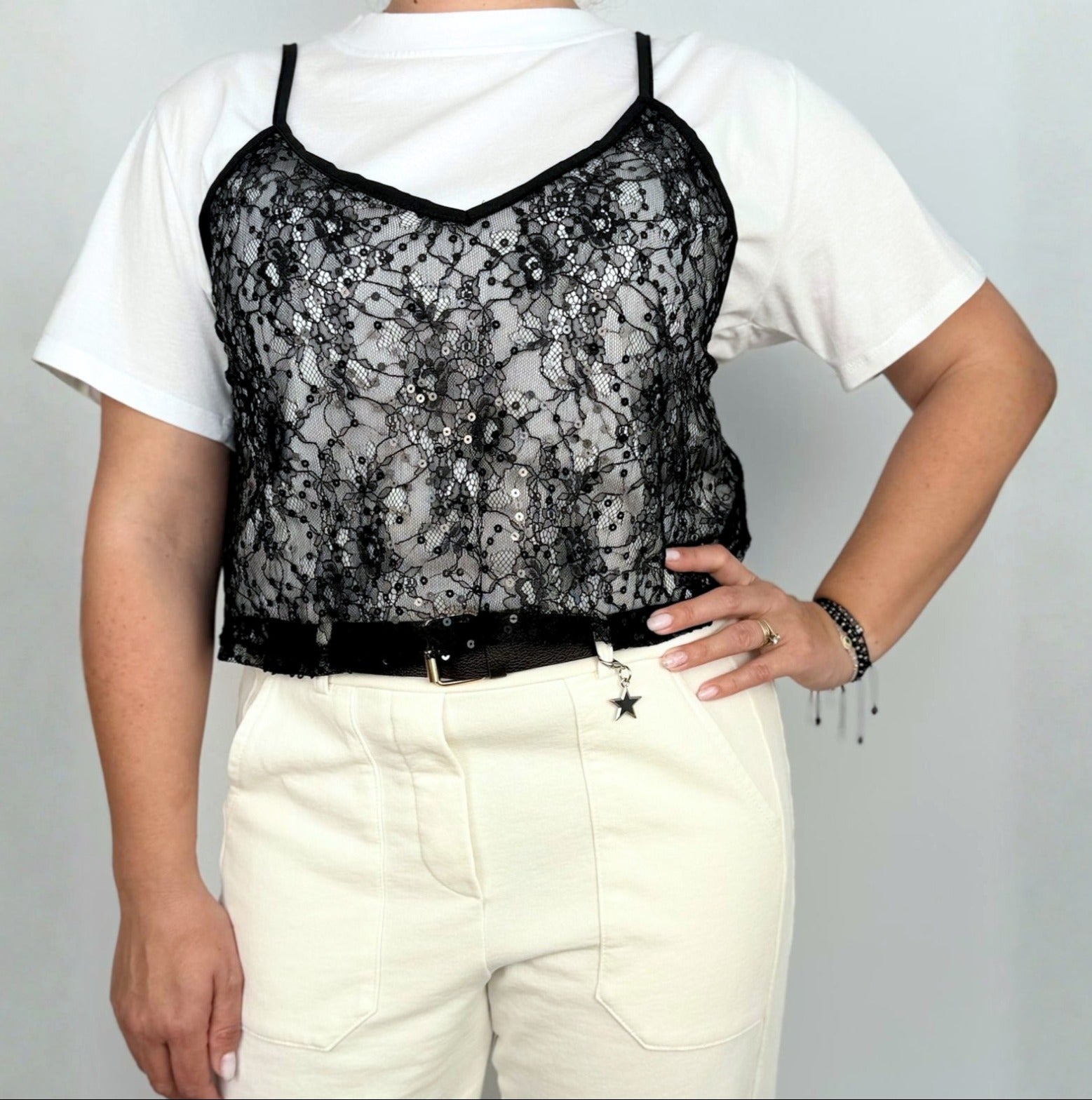 Tricou dama bumbac cu insertie din dantela neagra