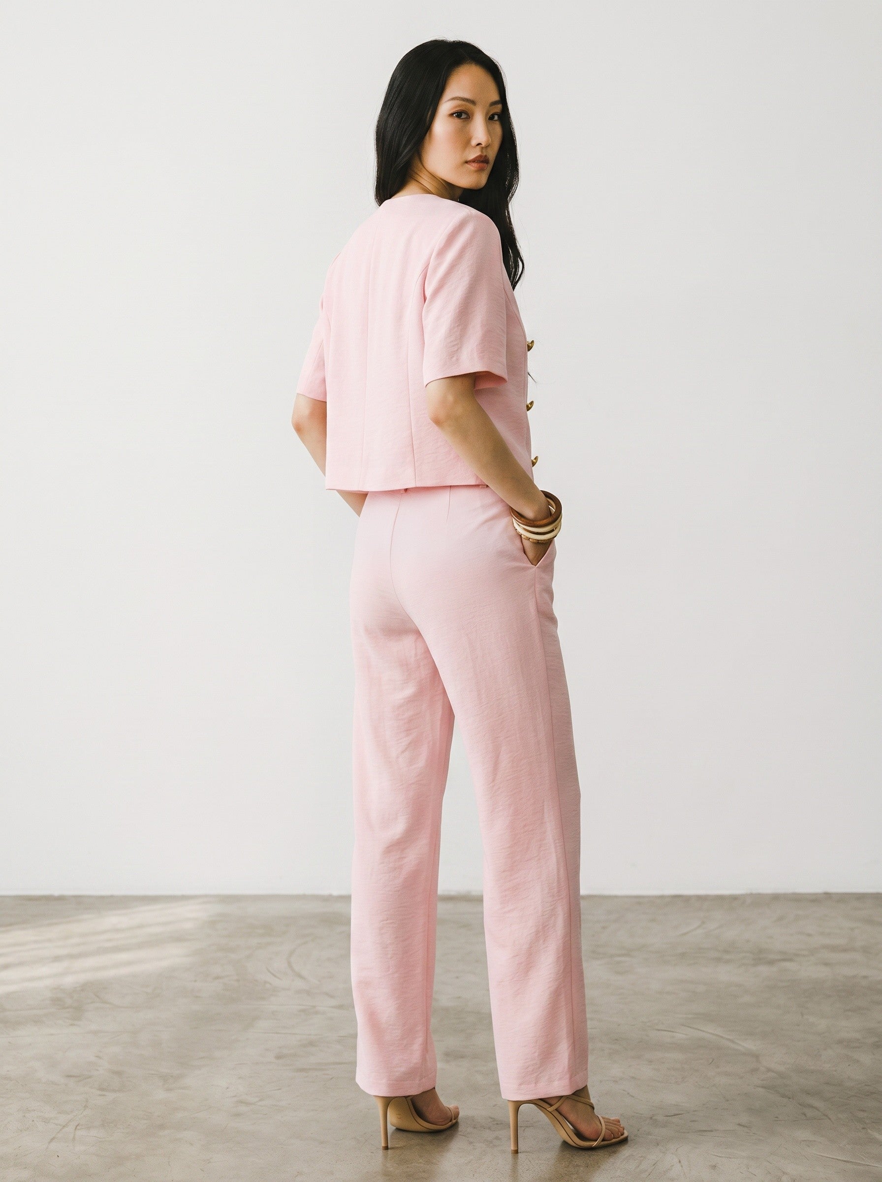 Pantaloni eleganti de dama roz pudra pentru evenimente