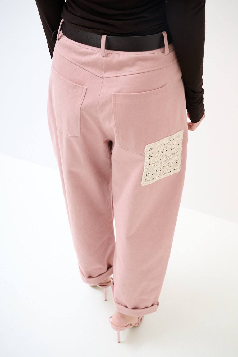 Pantaloni damă balloon fit din bumbac roz