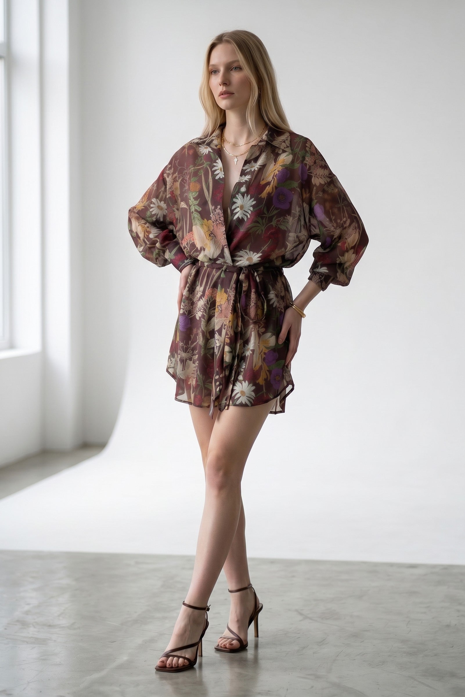 Rochie camasa de dama Vicolo visinie cu imprimeu floral si snur in talie