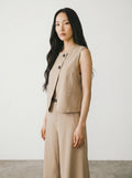 Vesta scurta crop Haveone eleganta din viscoza cu inchidere asimetrica de dama cuoare burro